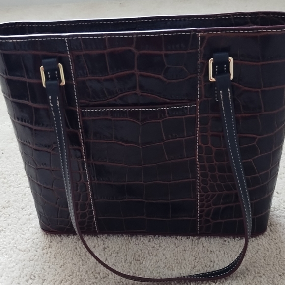 Dooney Bourke Medium Croco Leather Tote bag. - Picture 2 of 5
